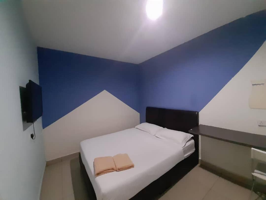Hotel Zamburger Kota Damansara Ngoại thất bức ảnh
